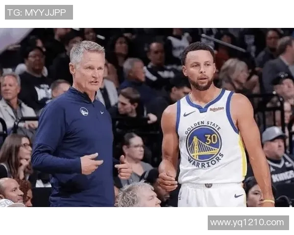 科尔称霍福德替补利于时间分配 追梦与他皆不在场防守显脆弱